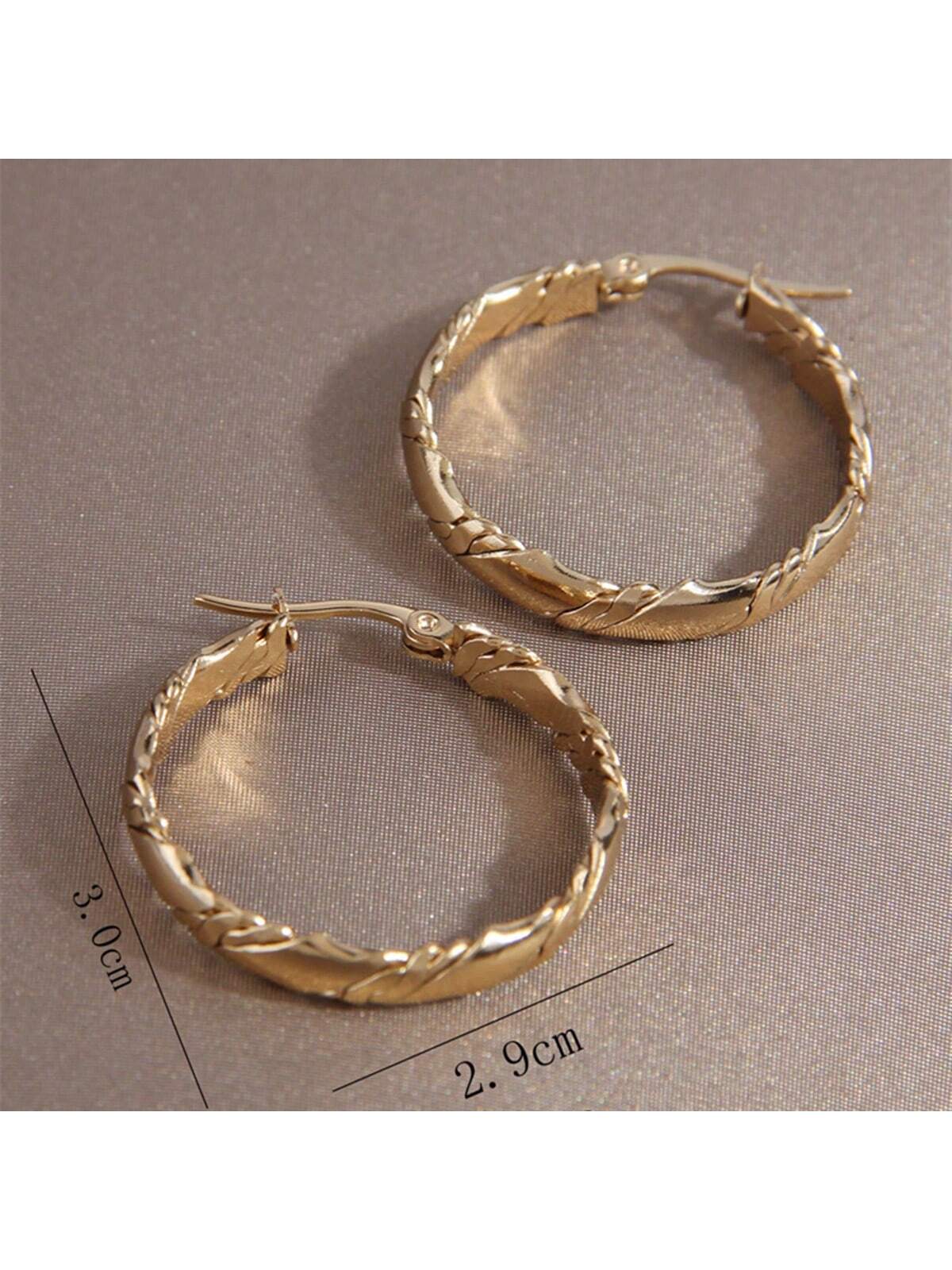 Elegant gold stainless steel hoop earrings with simple design and daily style for women's clothing and accessories