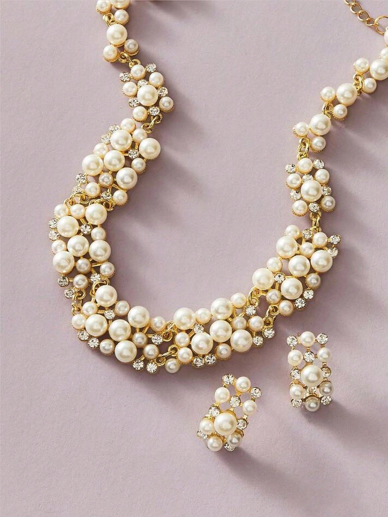 Luxury 3-piece dome neck jewelry set with fine zircon and faux pearls: necklace and stud earrings, suitable for formal and wedding use