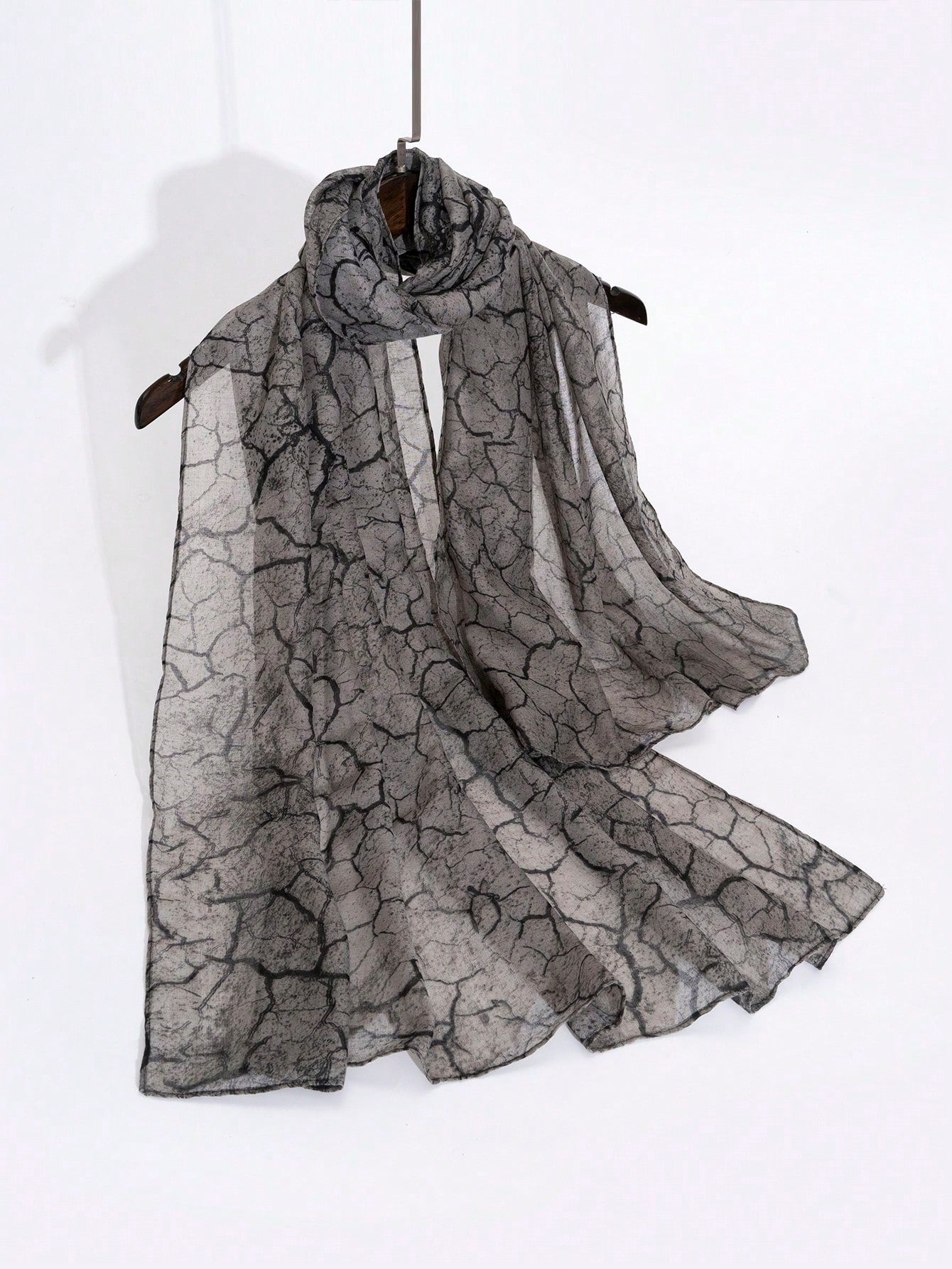 Women's Printed Everyday Scarf, Black Knitted Fabric