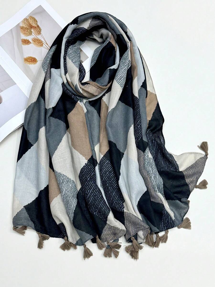 Breathable Tassel Scarf Lightweight Beach Accessories, Elegant Design Scarf for Women, Fashion Colorful Silk Scarf for Outdoor Sun Protection and Head Covering, Versatile, Spring/Summer