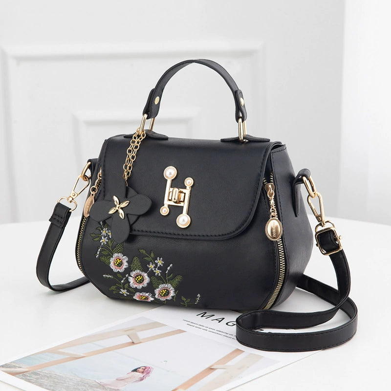 Casual and Fashionable Embroidered Bucket Bag 2025 Autumn New Handheld Small Bag Sweet Lady Shoulder Crossbody Bag