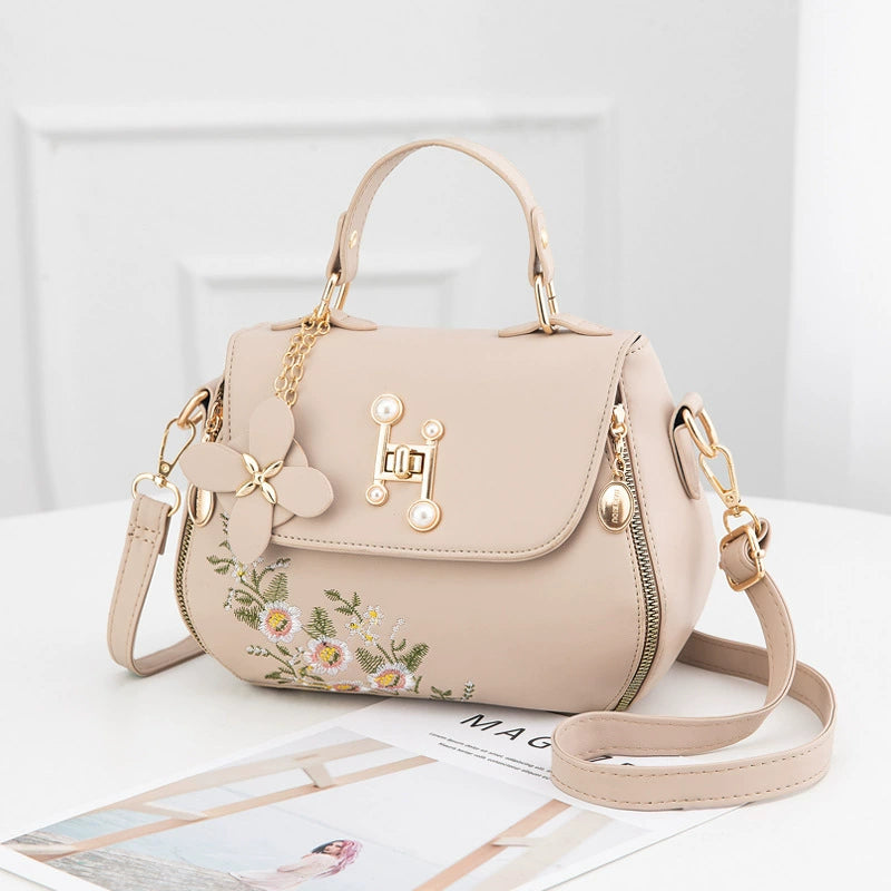 Casual and Fashionable Embroidered Bucket Bag 2025 Autumn New Handheld Small Bag Sweet Lady Shoulder Crossbody Bag