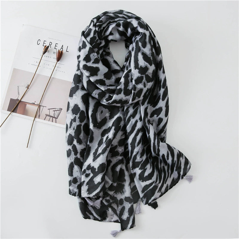 European and American Classic Fashion Leopard Print Scarf Spring Autumn and Winter Long All-match Women's Korean Style Cotton Linen Silk Scarf Dual-purpose Shawl