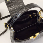 High-End Women's Crocodile-Pattern Bucket Bag with Interlayer, Cross-Border Trend V-Shaped Hardware, Light Luxury Women's Bag