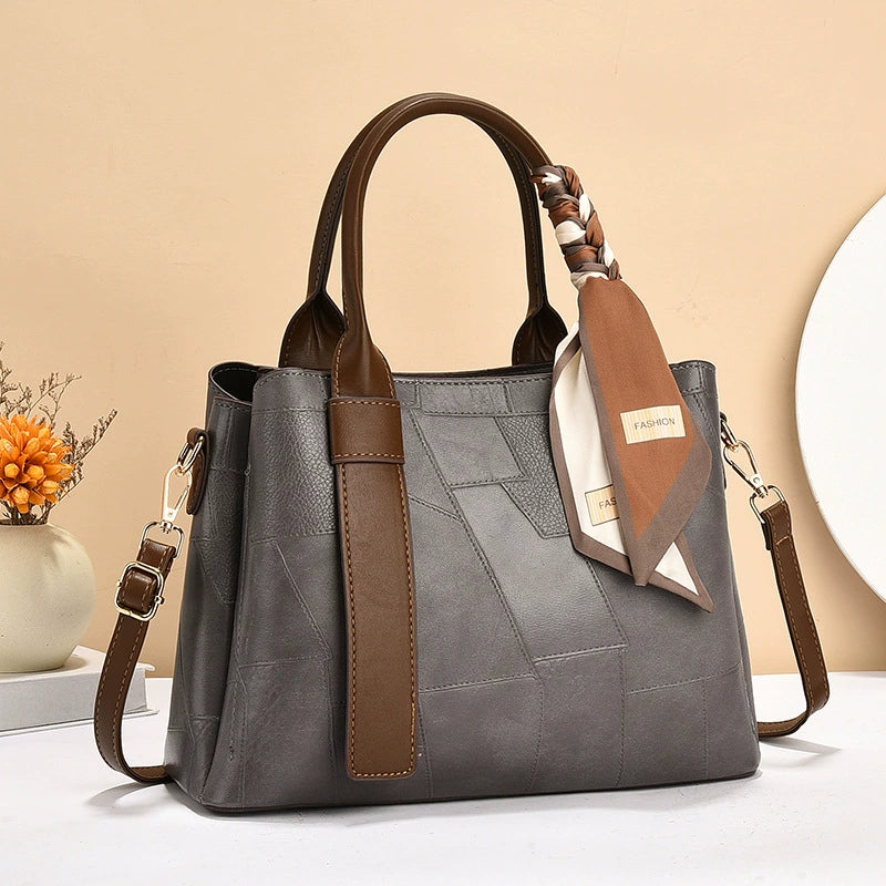 [Shichen Women's Bag] 2025 Autumn and Winter New Women's Fashion Handbag Trendy One-Shoulder Crossbody Middle-Aged Mom Bag