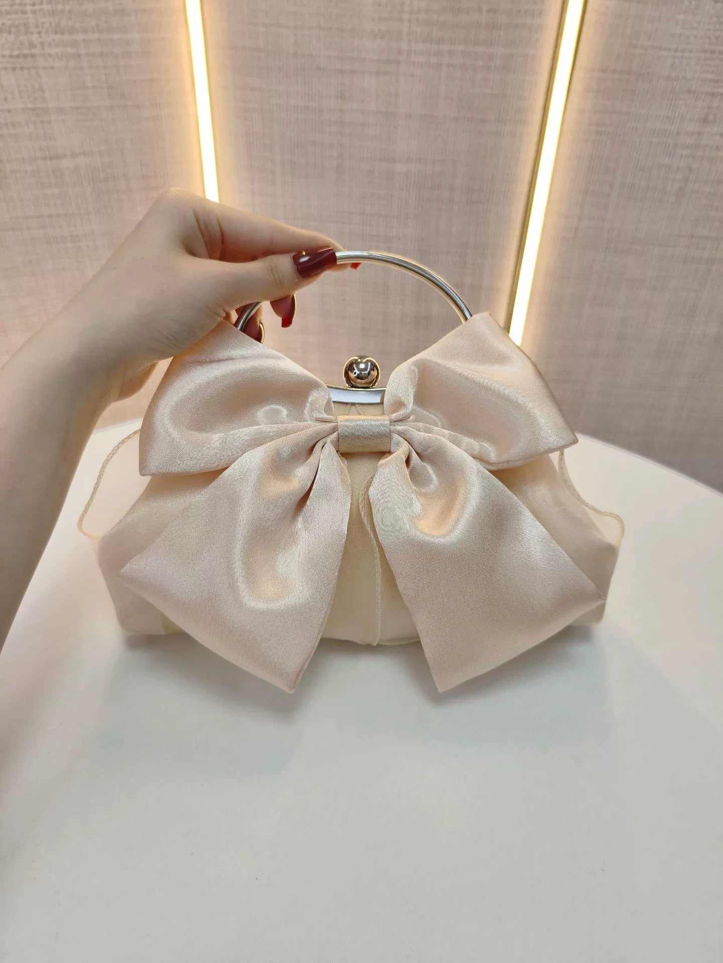 Cross-border Hot Selling White Wedding Bag Butterfly Banquet Handbag Fairy Bag Dinner Handbag High-class Cheongsam Gift Bag