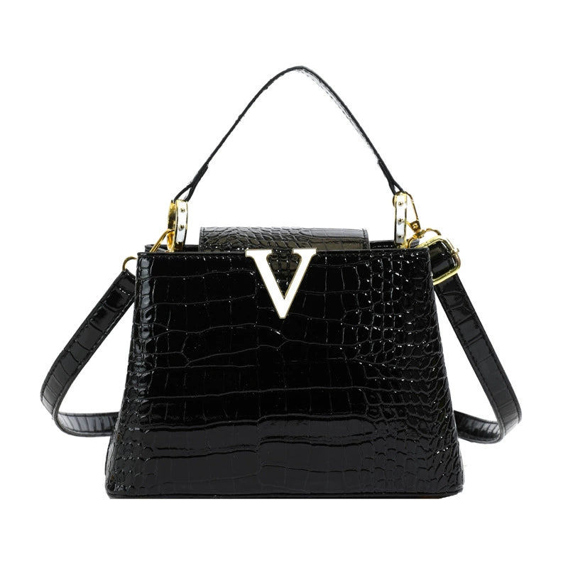 High-End Women's Crocodile-Pattern Bucket Bag with Interlayer, Cross-Border Trend V-Shaped Hardware, Light Luxury Women's Bag