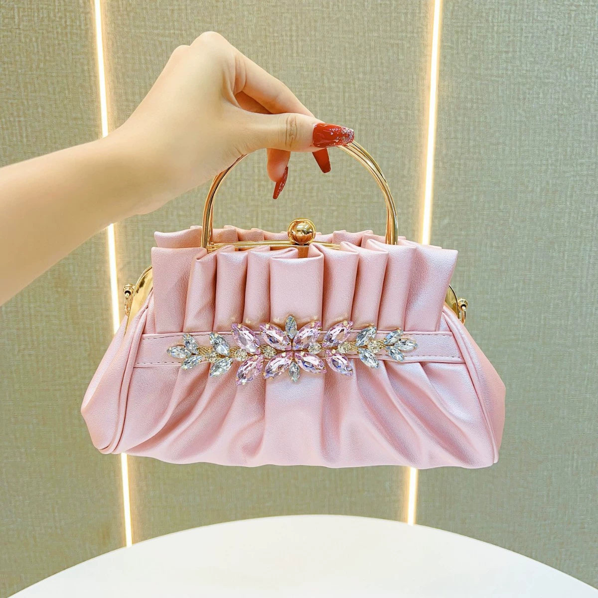 New European and American Retro Diamond-encrusted Women's Hand Bag Pleated Socialite Hand Bag Fashionable Shoulder Crossbody Bag Evening Bag