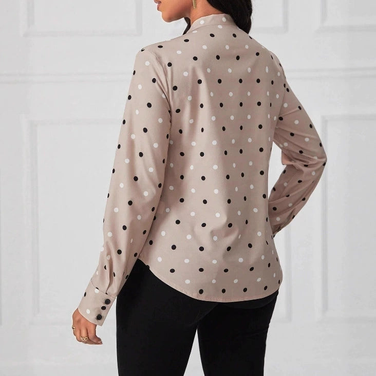 Stylish and chic tops with unique and exquisite polka dot tie-front high-end shirts, available for cross-border trade in Europe and America.