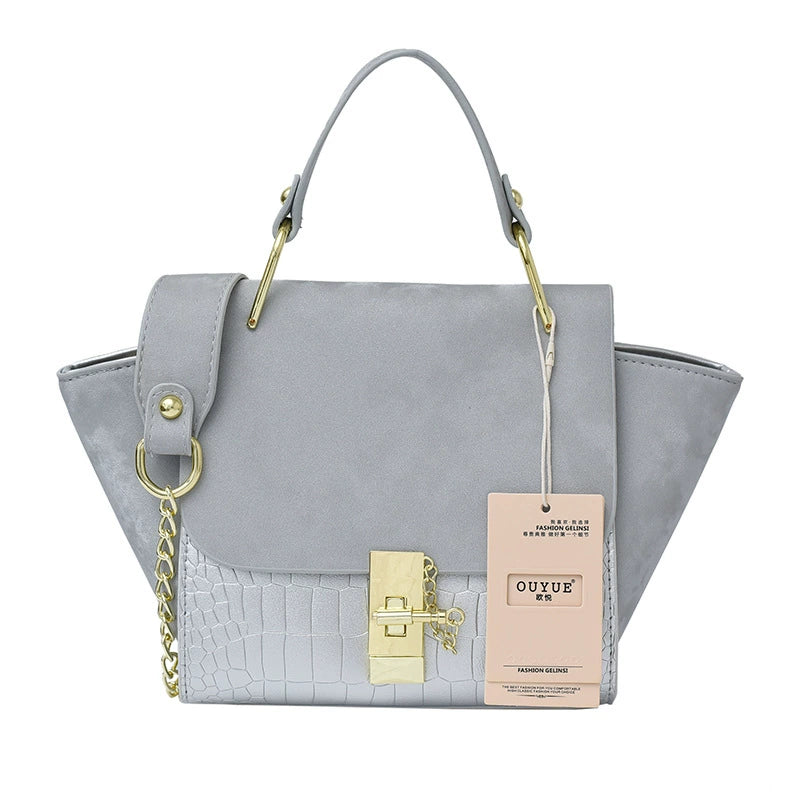 French Niche Design Large-Capacity Bag for Women, Versatile and Stylish, Ins-Style Versatile Korean Version Handbag with Chain and Wing Design