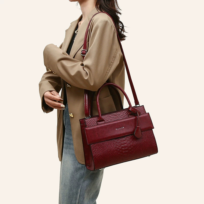 High-quality Evening Handbag 2024 Commuter Embroidery All-match Shoulder Crossbody Bag Instagram Popular Underarm Tote Bag