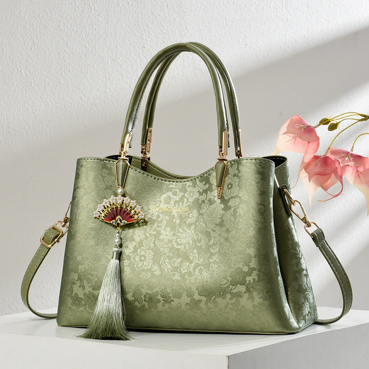 Mother's Day Gift Trendy Fashion Middle-Aged Mom Bag 2025 New Chinese Style Women's Bag Commuter Handbag