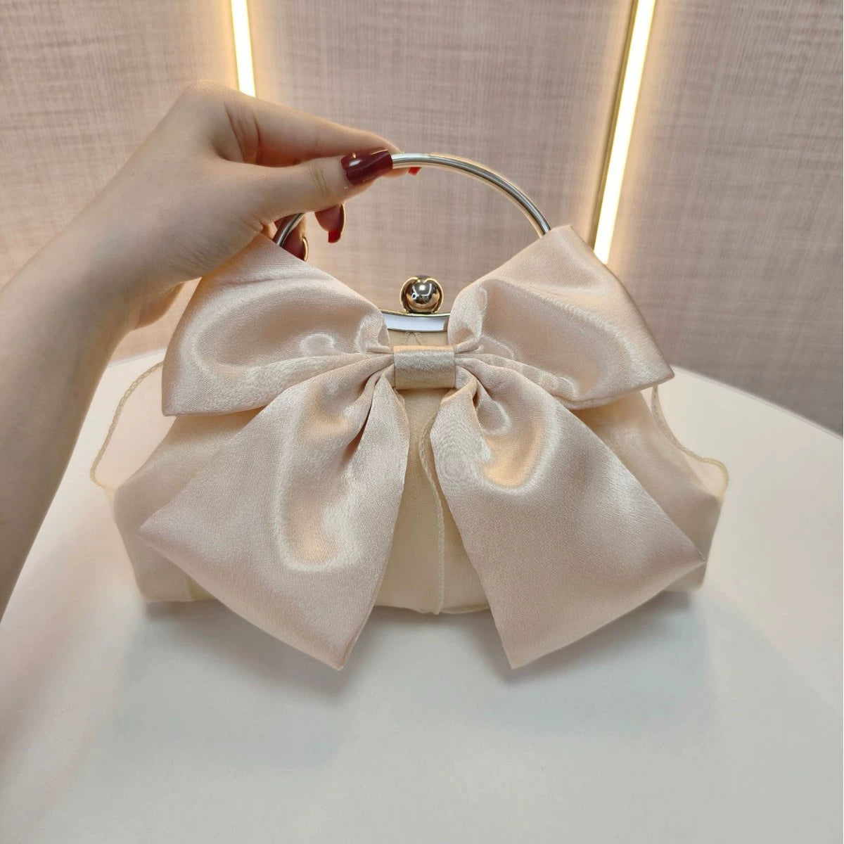 Cross-border Hot Selling White Wedding Bag Butterfly Banquet Handbag Fairy Bag Dinner Handbag High-class Cheongsam Gift Bag