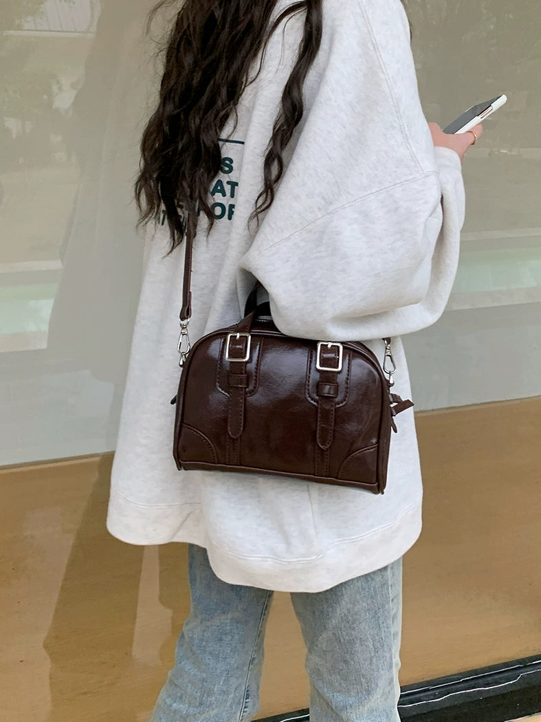 Women's 2025 New Korean Style Versatile Autumn and Winter Niche Retro Black Handbag Versatile Shoulder Bag Crossbody Bag Trendy