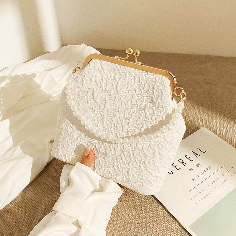 Foreign Trade Mobile Phone Bag 2025 New Cloud Cheongsam Women's Bag Pearl Chain Crossbody Bag Japanese Mouth Gold Cosmetic Bag