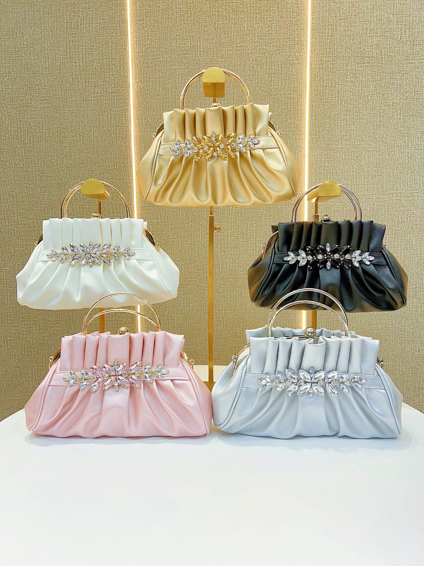 New European and American Retro Diamond-encrusted Women's Hand Bag Pleated Socialite Hand Bag Fashionable Shoulder Crossbody Bag Evening Bag