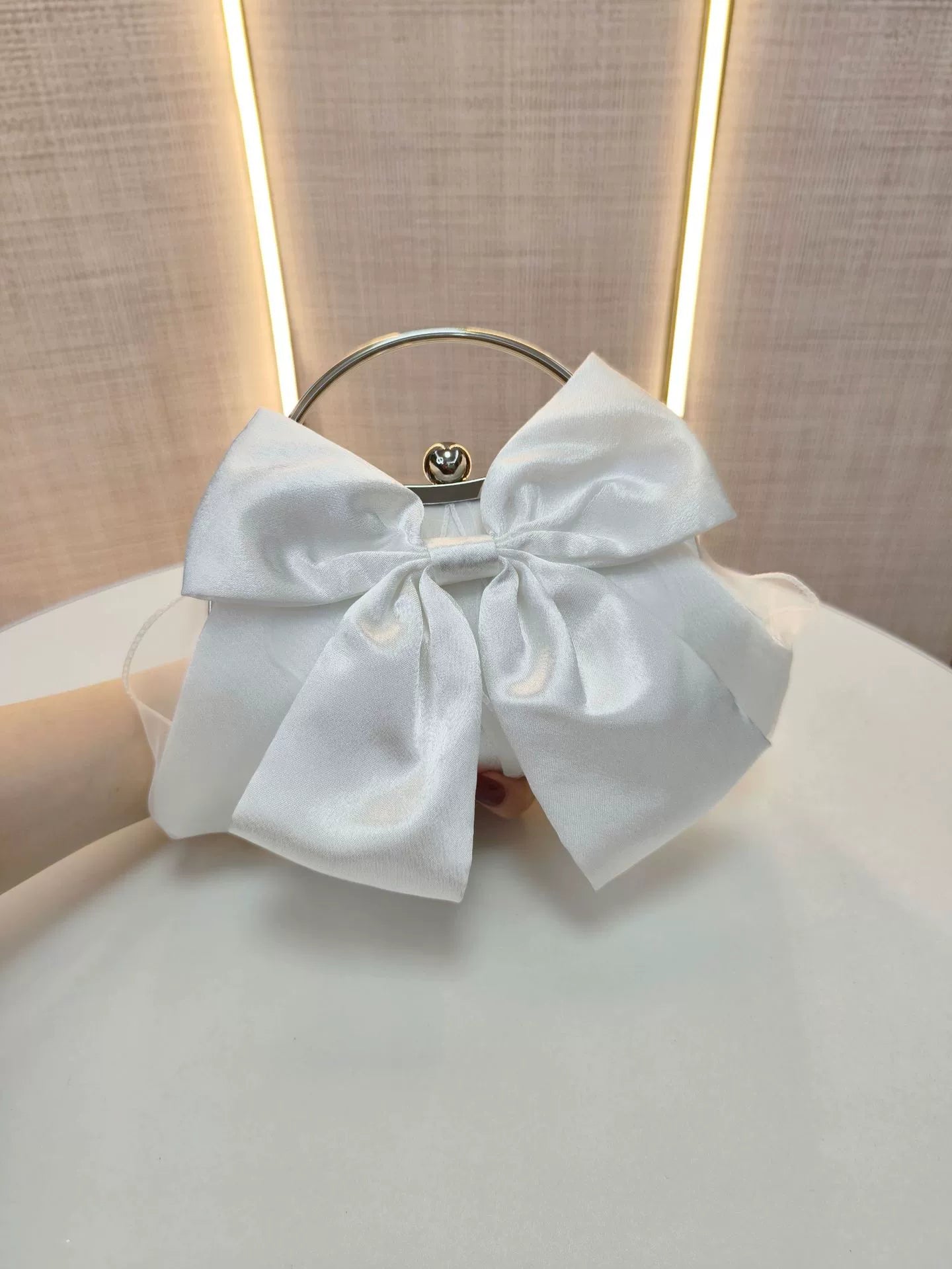 Cross-border Hot Selling White Wedding Bag Butterfly Banquet Handbag Fairy Bag Dinner Handbag High-class Cheongsam Gift Bag