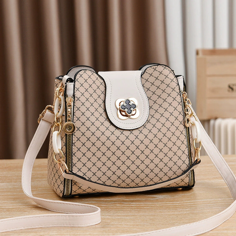 [Live Recommendation] Bag Women's 2025 New Fashion Small Bag Korean Style Casual Casual Shoulder Crossbody Bag Dropshipping