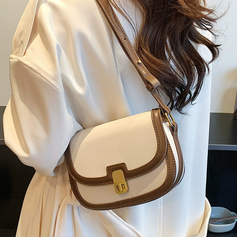 This year's popular bag women's 2024 new high-end feeling in niche autumn and winter fashion all-match messenger bag saddle bag