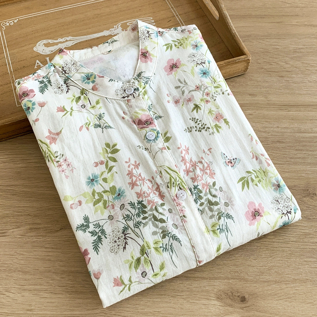 Double-Layer Cotton Gauze Stand-Up Collar Shirt for Women, Long-Sleeved, Retro Literary Style, Soft and Skin-Friendly, Pure Cotton, Unique French Floral Top