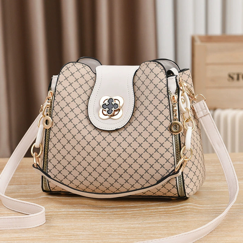 [Live Recommendation] Bag Women's 2025 New Fashion Small Bag Korean Style Casual Casual Shoulder Crossbody Bag Dropshipping